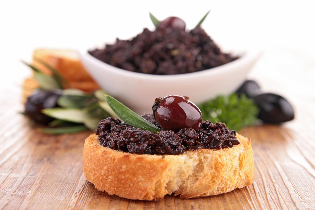 Schwarzen oliven-tapenade